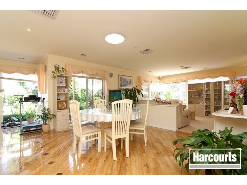 2 Tolmie Rise, Hallam VIC 3803