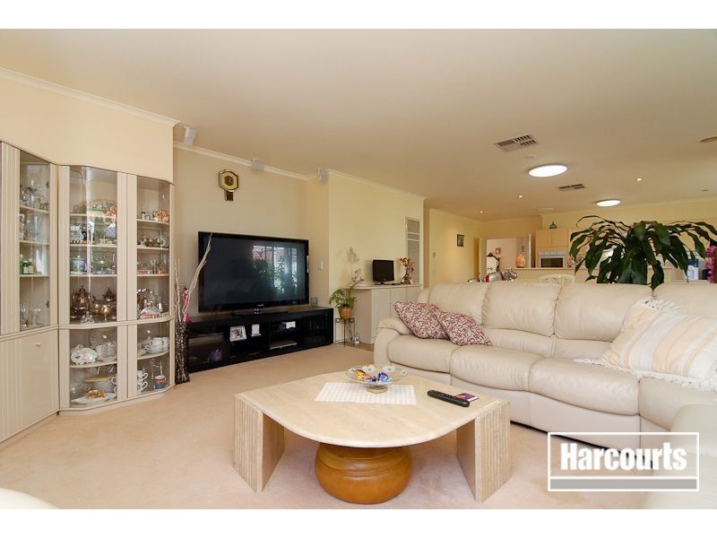 2 Tolmie Rise, Hallam VIC 3803