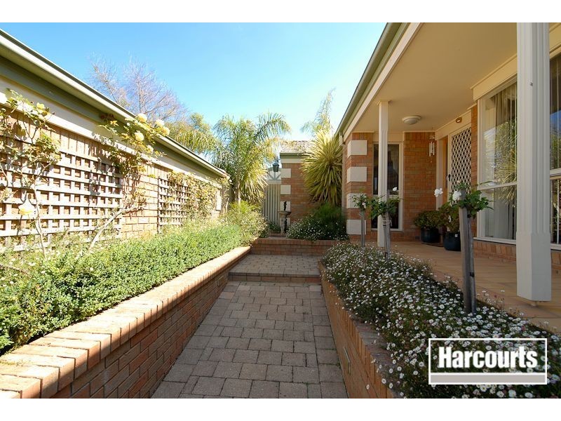 2 Tolmie Rise, Hallam VIC 3803