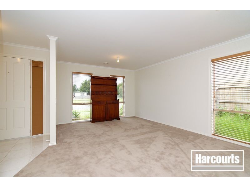 31 Glenora Way, Hampton Park VIC 3976