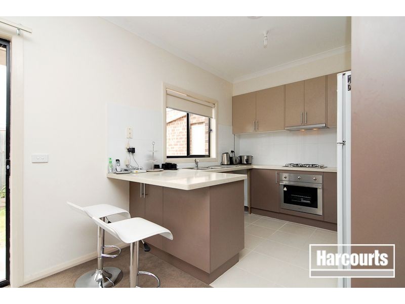 2/8 Jones Road, Dandenong VIC 3175