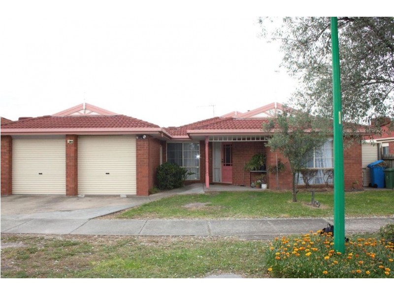 7 The Parkway, Hampton Park VIC 3976
