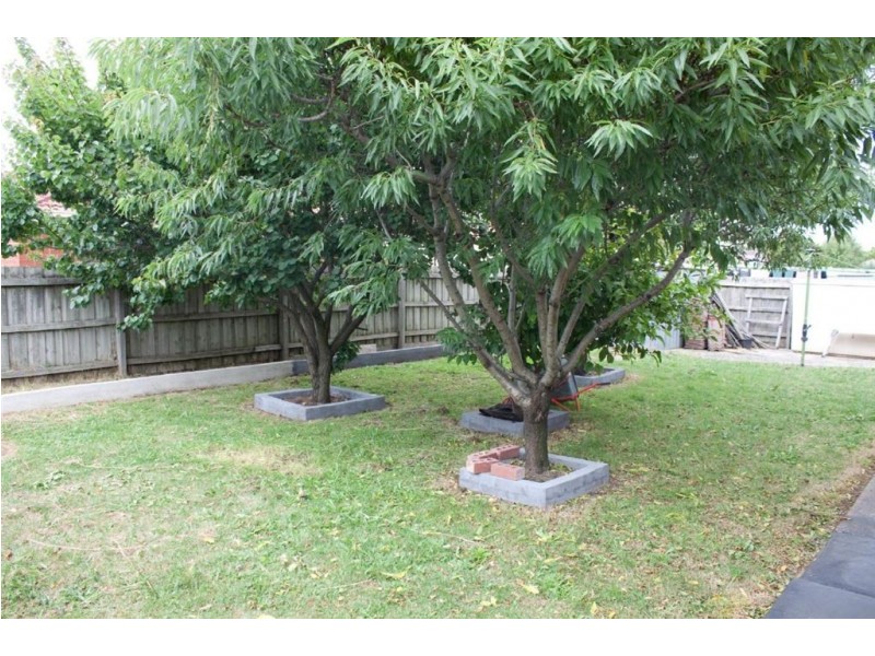 7 The Parkway, Hampton Park VIC 3976