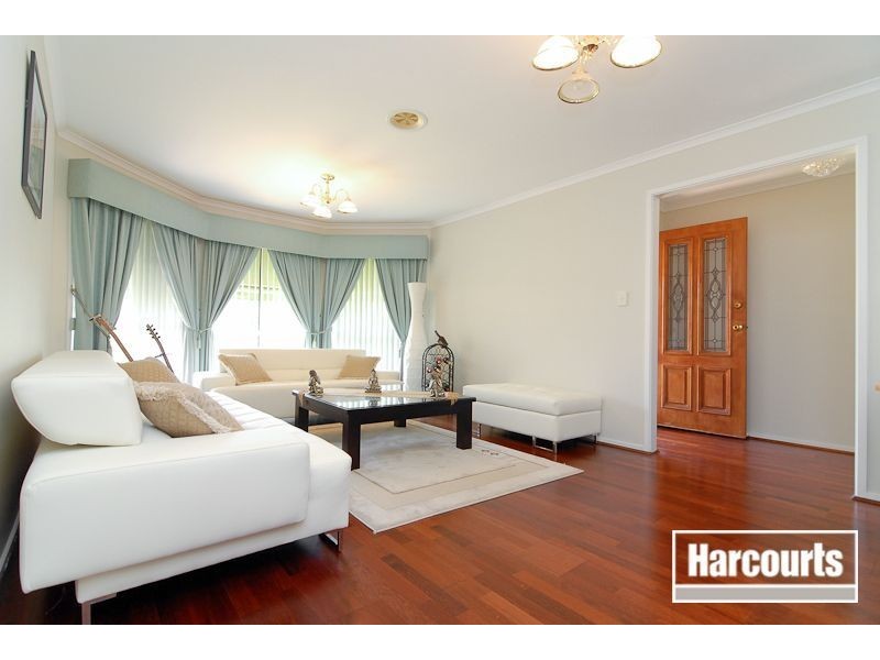 16 Chain Court, Narre Warren South VIC 3805