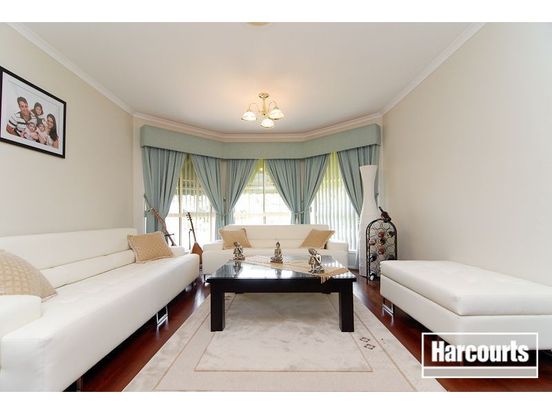 16 Chain Court, Narre Warren South VIC 3805
