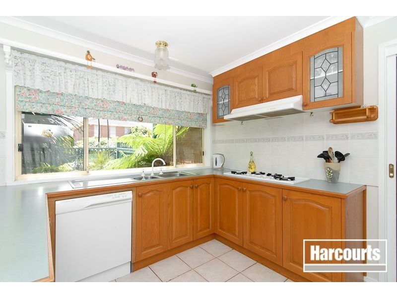 16 Chain Court, Narre Warren South VIC 3805