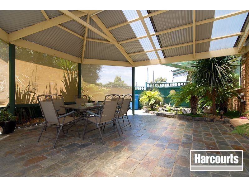 16 Chain Court, Narre Warren South VIC 3805