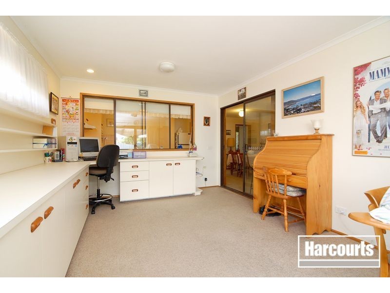 5 Hawking Avenue, Hampton Park VIC 3976
