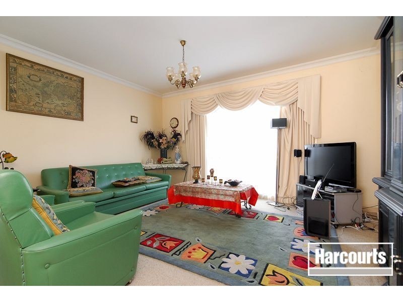 17 Winterton Court, Hallam VIC 3803