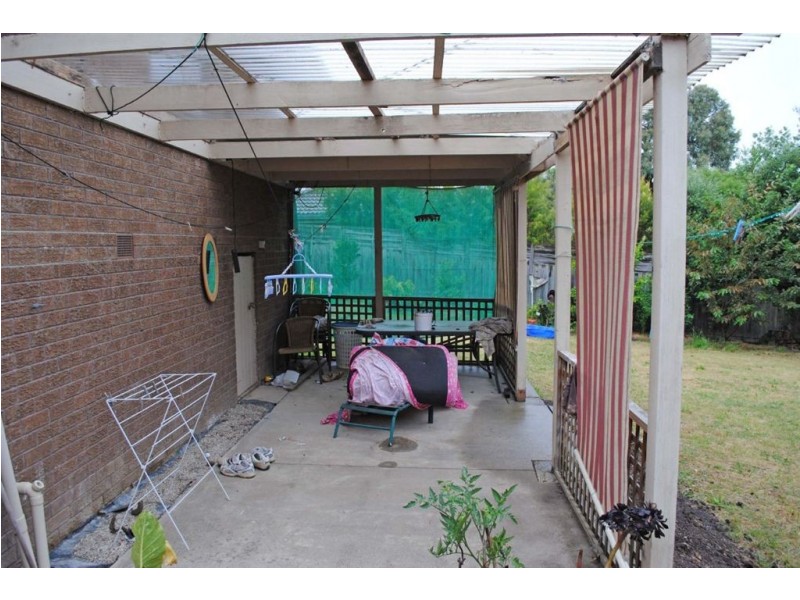 12 Pinetree close, Croydon VIC 3136