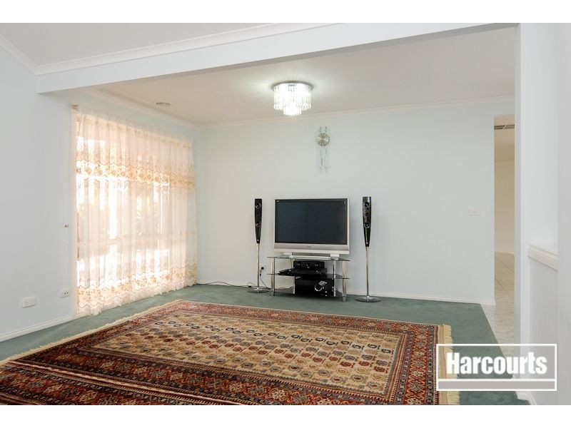 14 Kingston Avenue, Narre Warren South VIC 3805