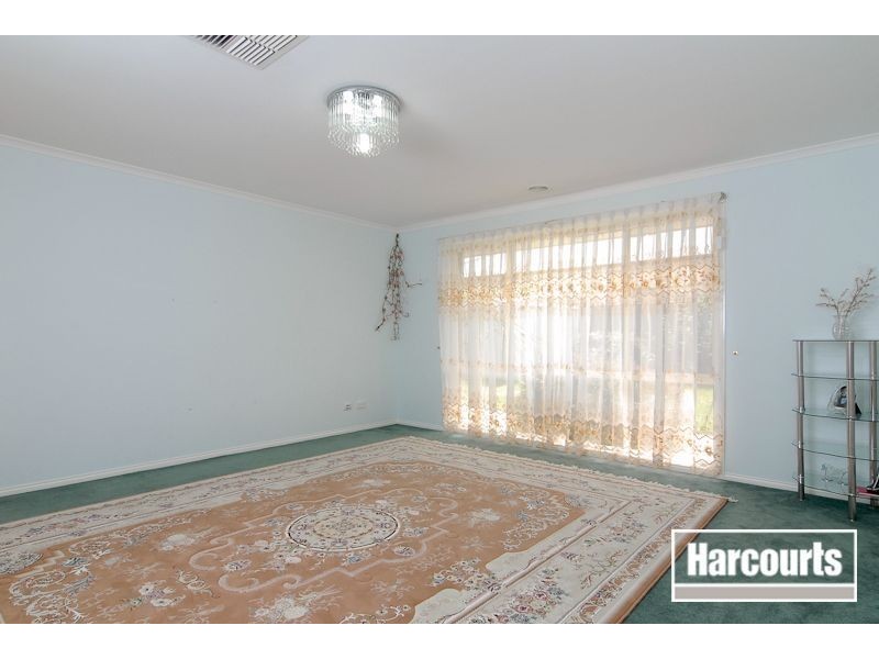 14 Kingston Avenue, Narre Warren South VIC 3805