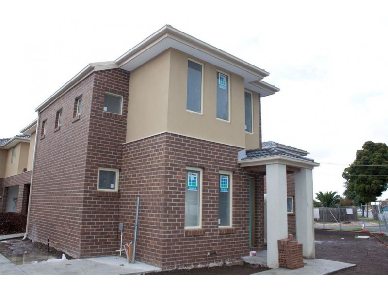 4/18-20 Webster Street, Dandenong VIC 3175