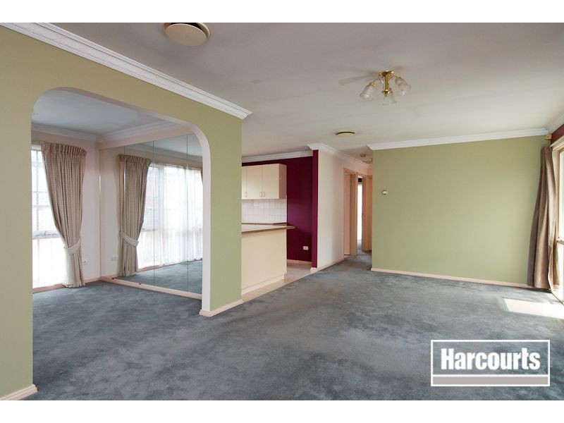 10 Huntington Drive, Hampton Park VIC 3976