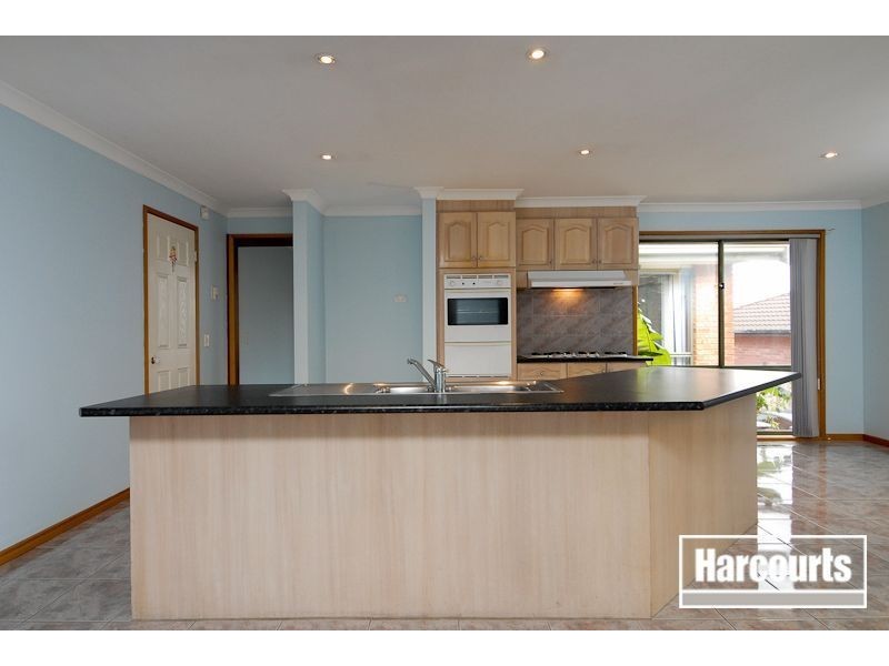 6 Bogong Close, Hallam VIC 3803