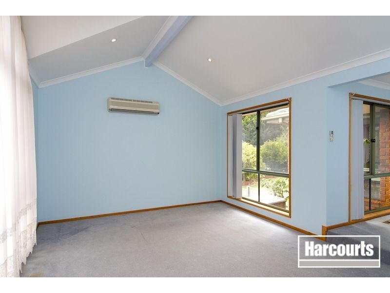 6 Bogong Close, Hallam VIC 3803