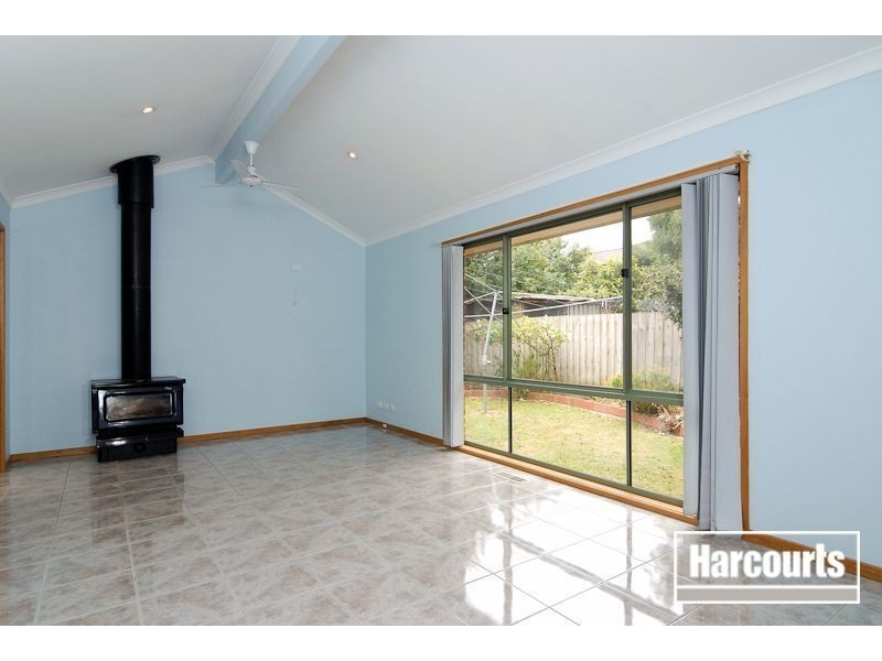6 Bogong Close, Hallam VIC 3803