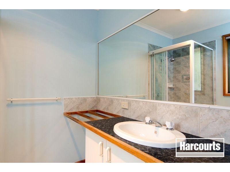 6 Bogong Close, Hallam VIC 3803