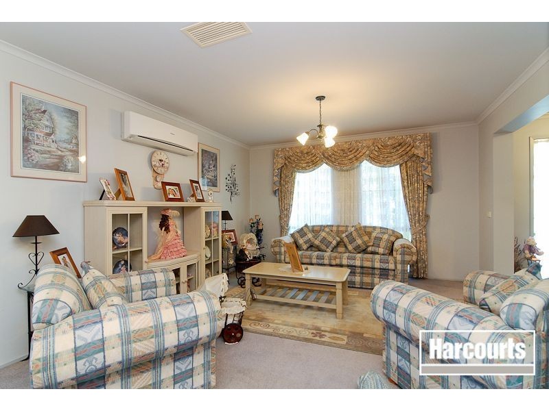 4 Edith Rise, Hampton Park VIC 3976