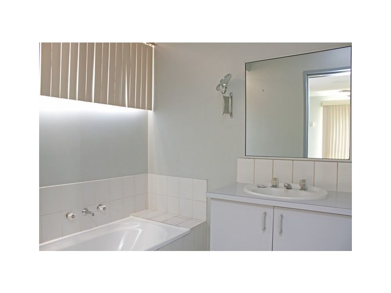 49 Michelle Drive, Hampton Park VIC 3976