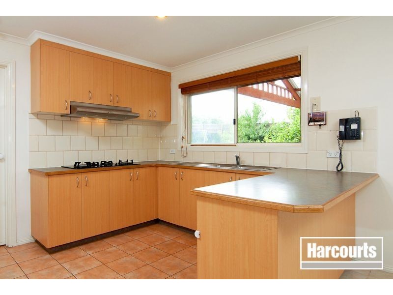 20 Sapphire Drive, Hampton Park VIC 3976