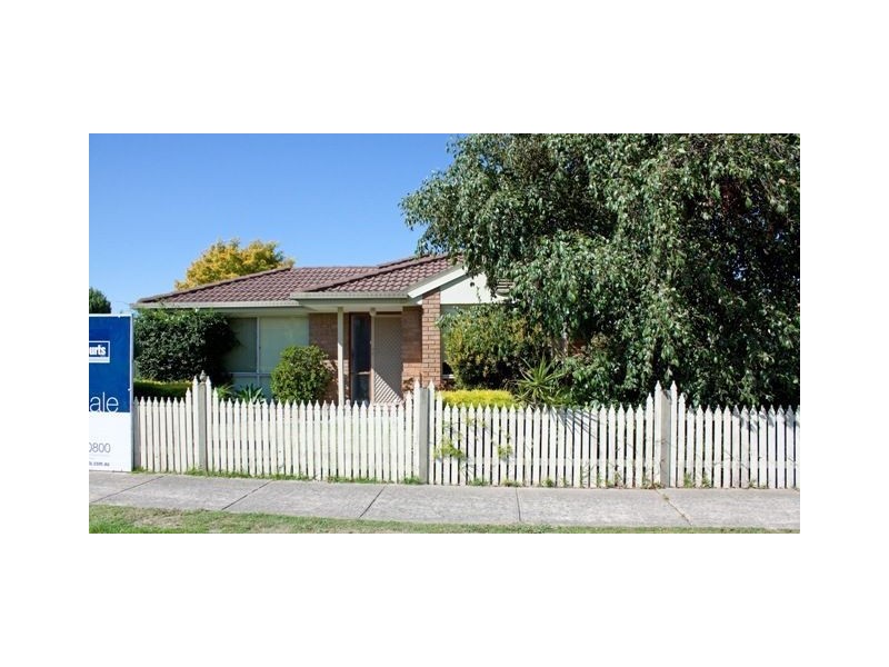 6 Pinnacle Way, Hampton Park VIC 3976