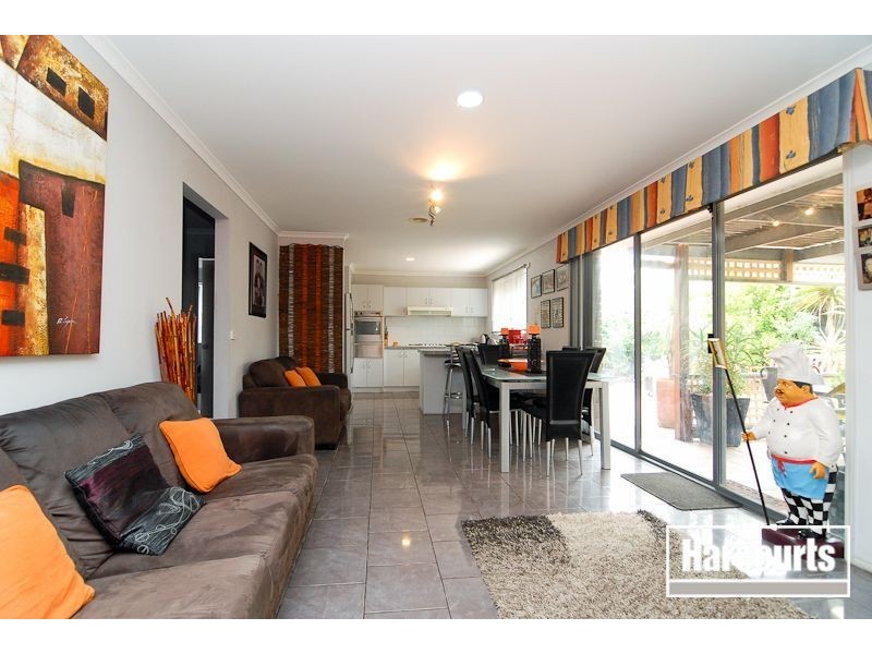 5 Belalie Close, Hampton Park VIC 3976