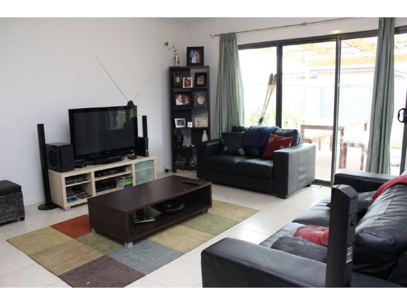 67 Sabel Drive, Cranbourne North VIC 3977