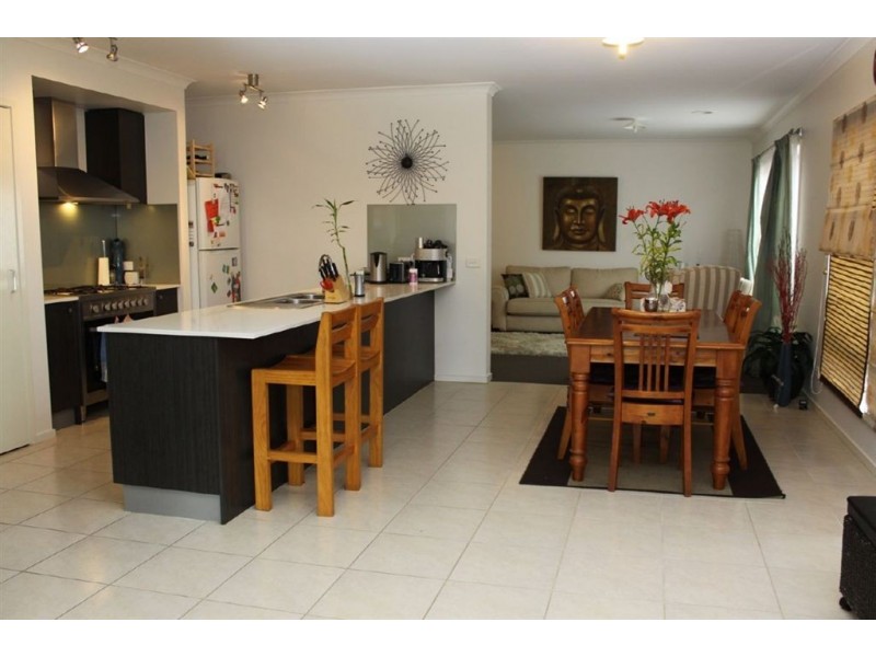 67 Sabel Drive, Cranbourne North VIC 3977