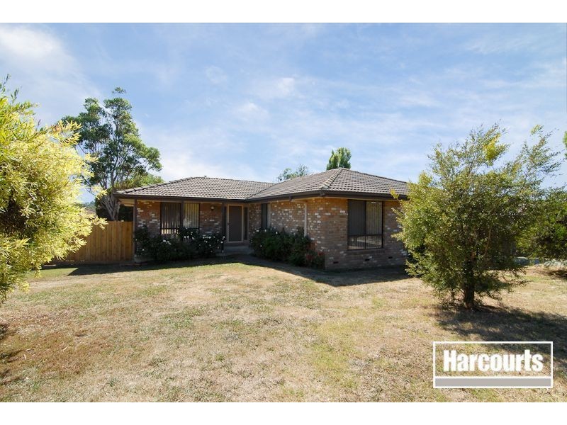 14 Bramley Court, Hallam VIC 3803