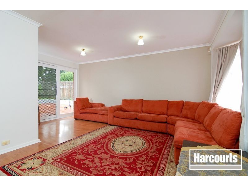 20 Edeys Run, Hampton Park VIC 3976