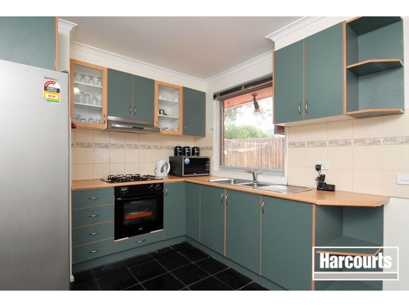 20 Edeys Run, Hampton Park VIC 3976