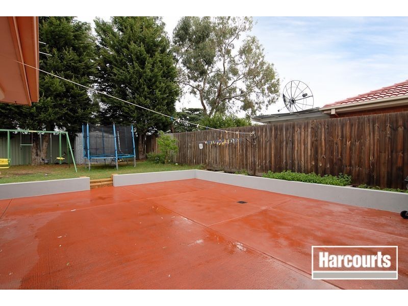 20 Edeys Run, Hampton Park VIC 3976