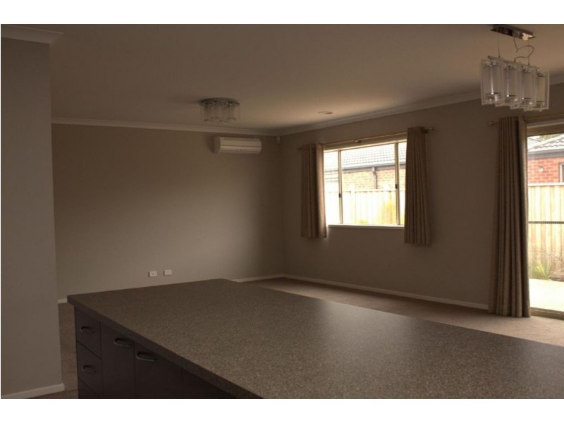 47 Gregson Grove, Lyndhurst VIC 3975