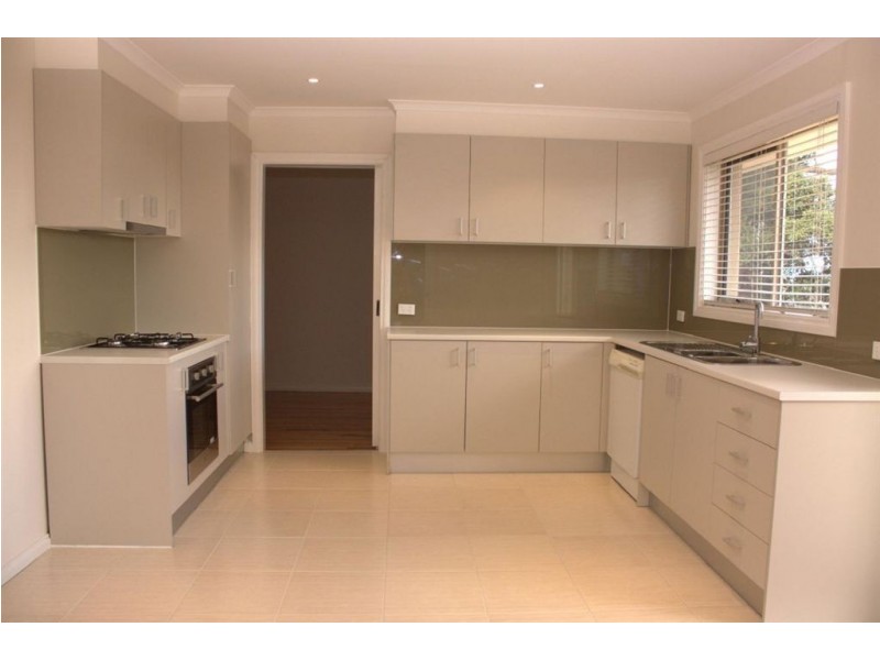 39 Matthew Flinders Avenue, Endeavour Hills VIC 3802