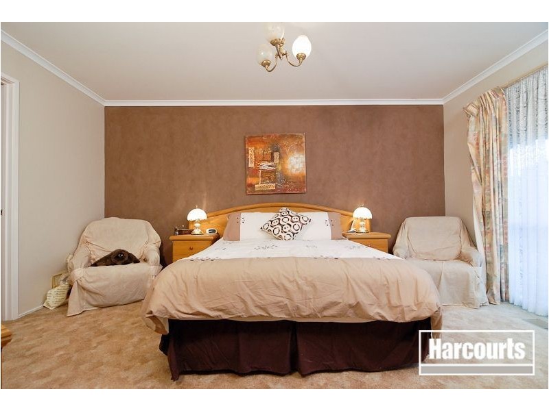 12 Pride Court, Hampton Park VIC 3976