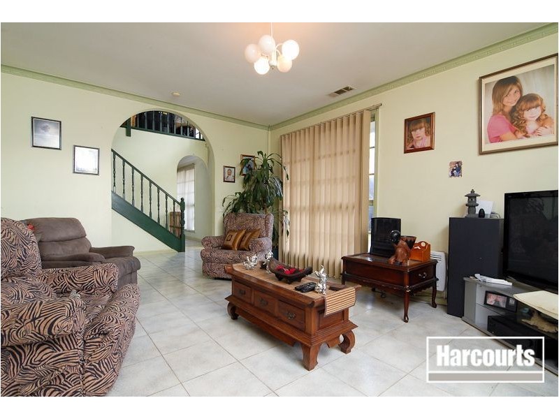 39 George Chudleigh Drive, Hallam VIC 3803