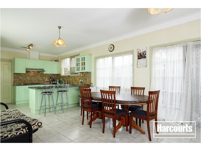 39 George Chudleigh Drive, Hallam VIC 3803