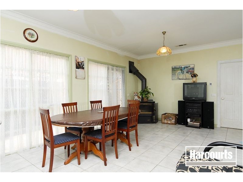 39 George Chudleigh Drive, Hallam VIC 3803