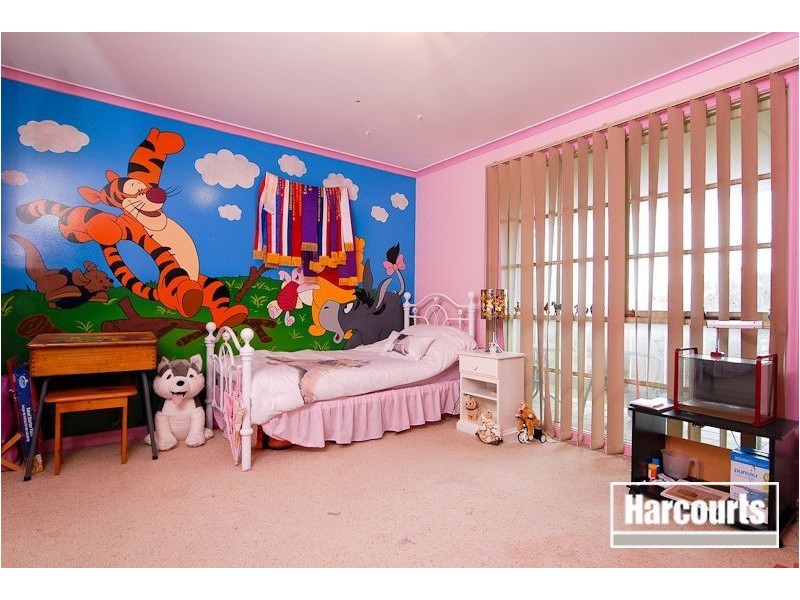 39 George Chudleigh Drive, Hallam VIC 3803