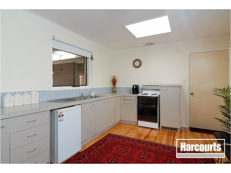 12 Redleap Court, Endeavour Hills VIC 3802