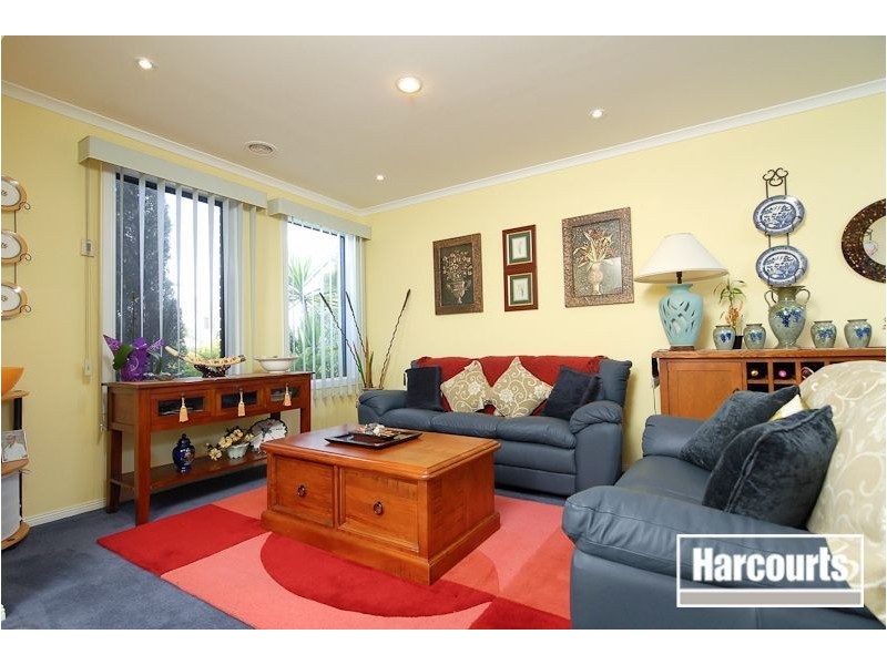 10 Liverpool Court, Narre Warren South VIC 3805
