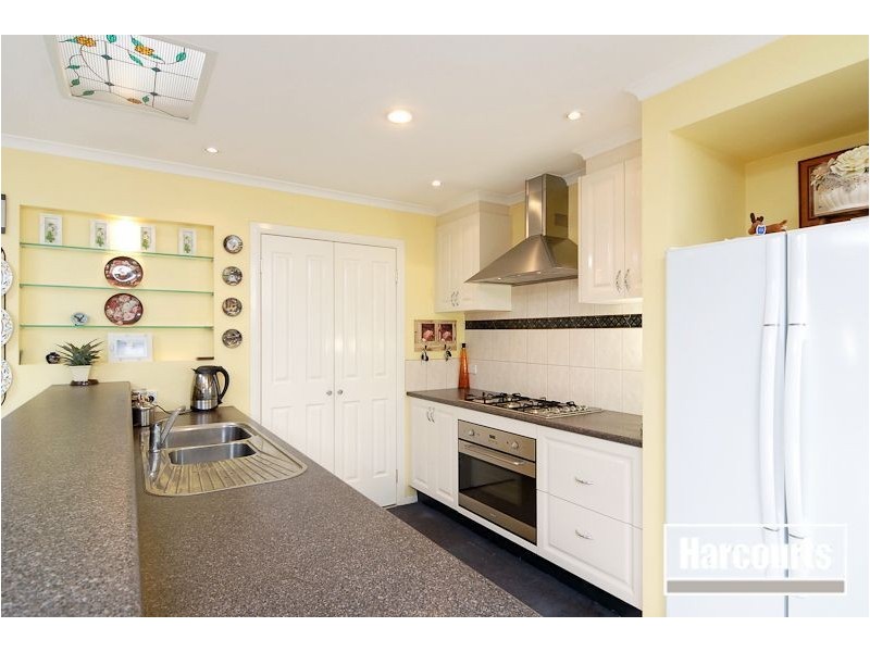 10 Liverpool Court, Narre Warren South VIC 3805
