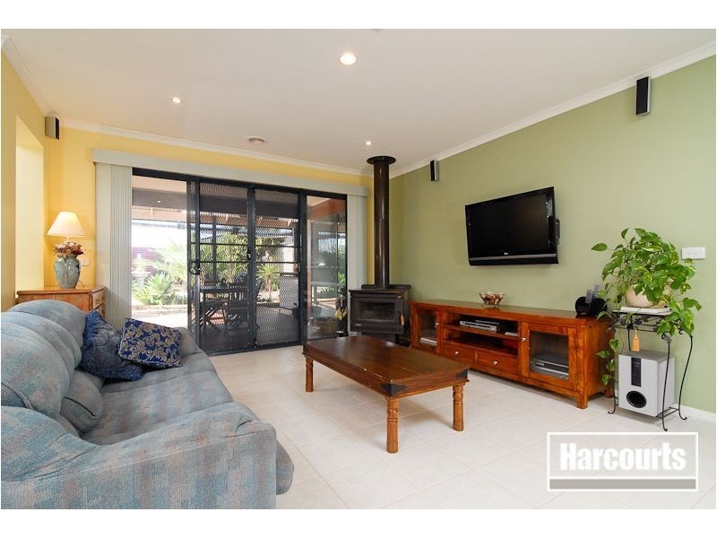 10 Liverpool Court, Narre Warren South VIC 3805