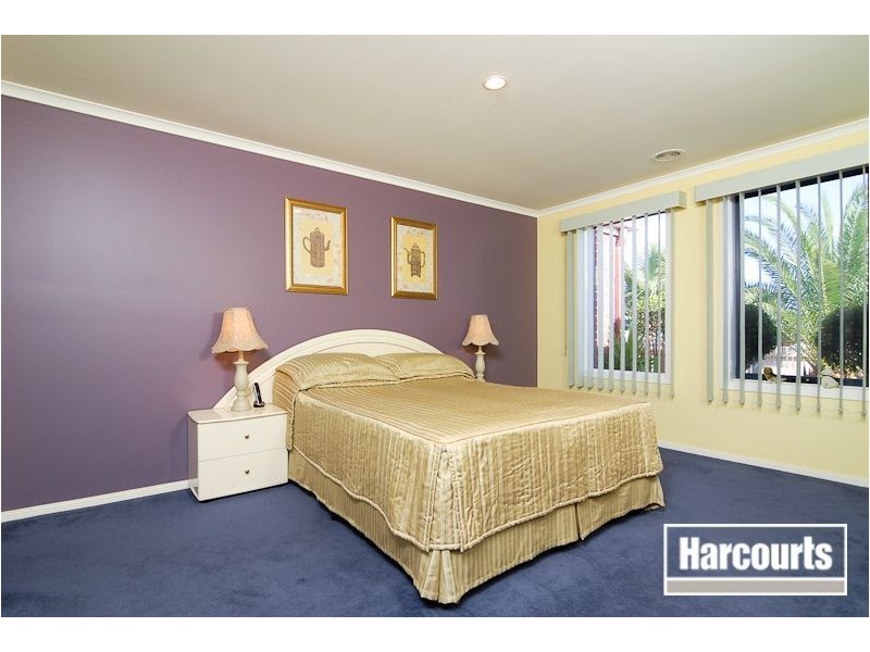 10 Liverpool Court, Narre Warren South VIC 3805