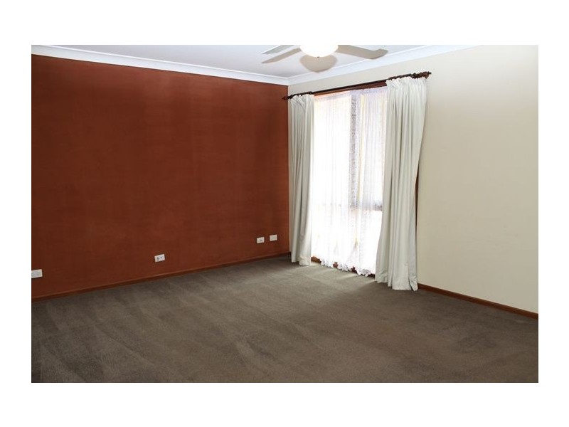 4 Daryl Court, Hampton Park VIC 3976