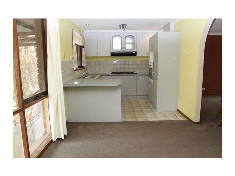 4 Daryl Court, Hampton Park VIC 3976