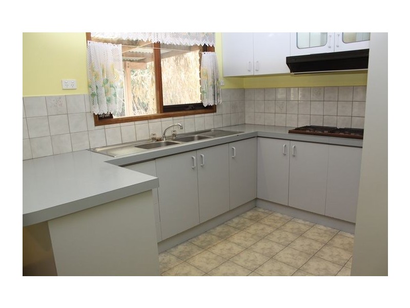 4 Daryl Court, Hampton Park VIC 3976