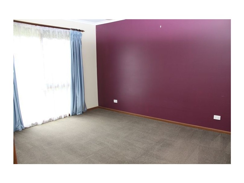 4 Daryl Court, Hampton Park VIC 3976