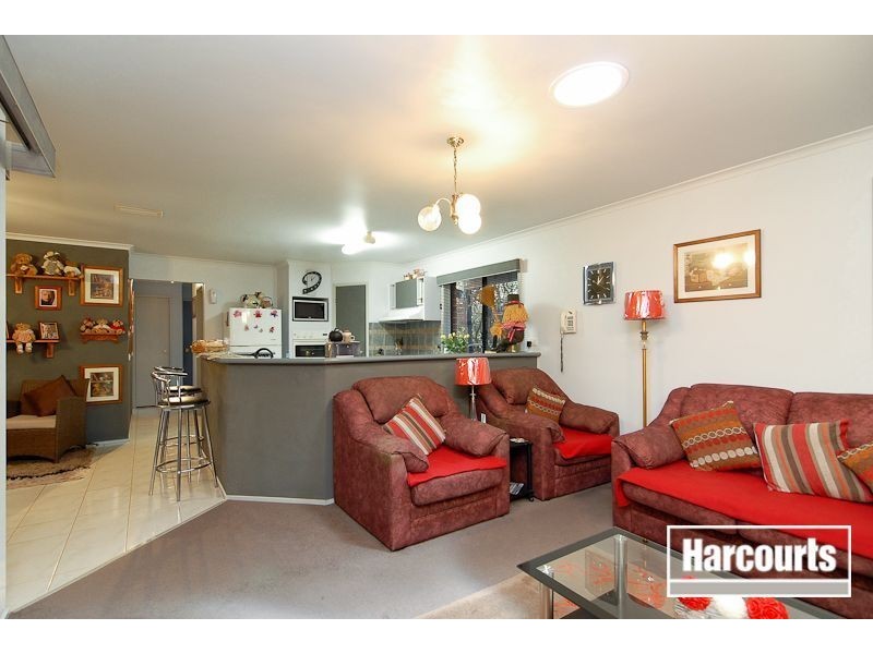 4 Edith Rise, Hampton Park VIC 3976